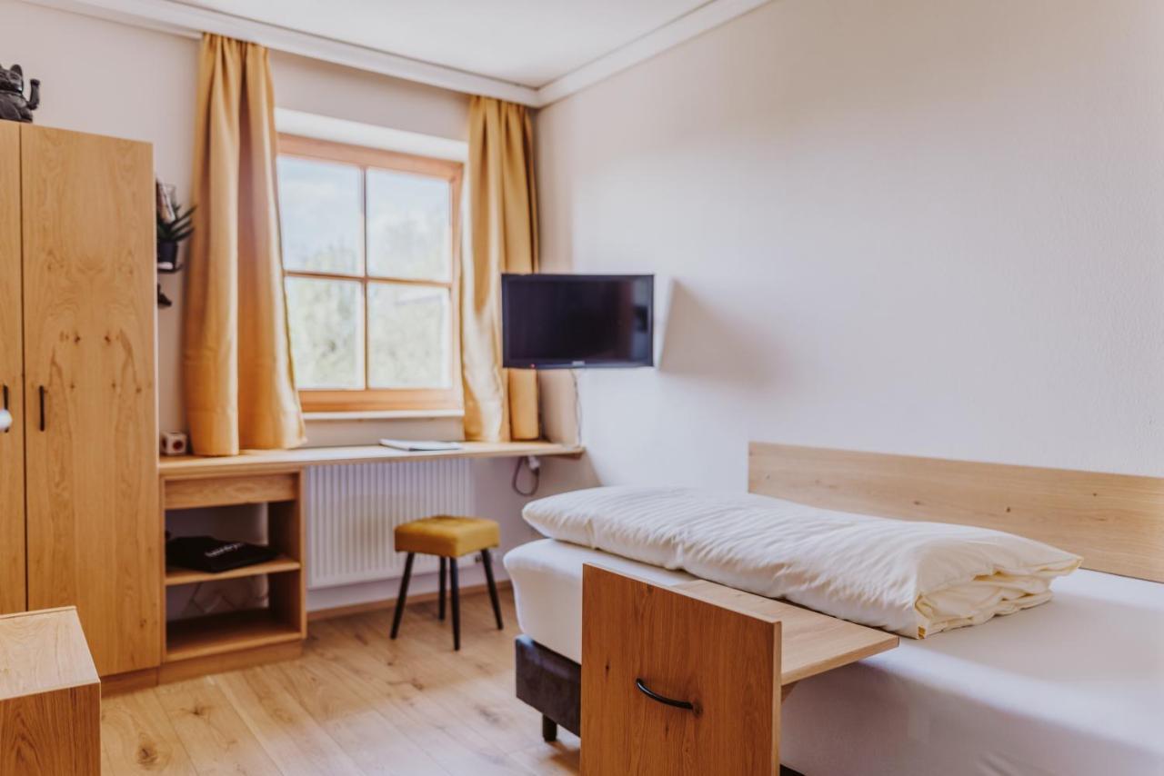 Landhotel Gschirnwirt Eugendorf Kültér fotó
