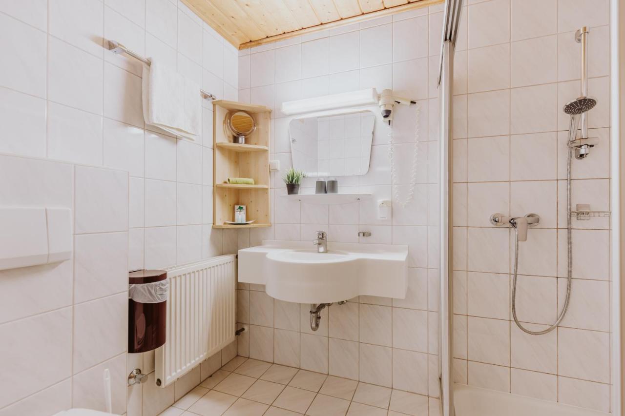 Landhotel Gschirnwirt Eugendorf Kültér fotó
