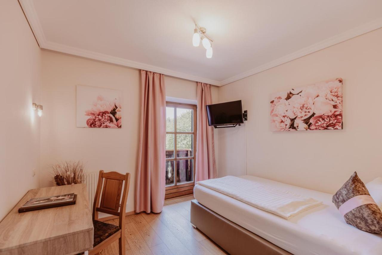 Landhotel Gschirnwirt Eugendorf Kültér fotó